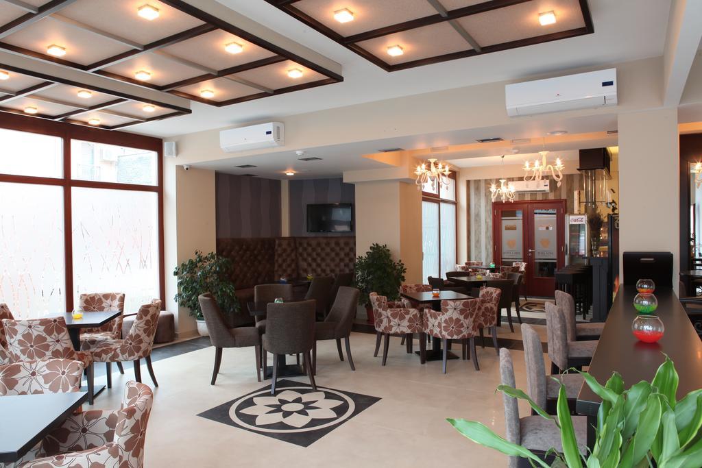 Garni Hotel Tema Nova Чачак Екстер'єр фото