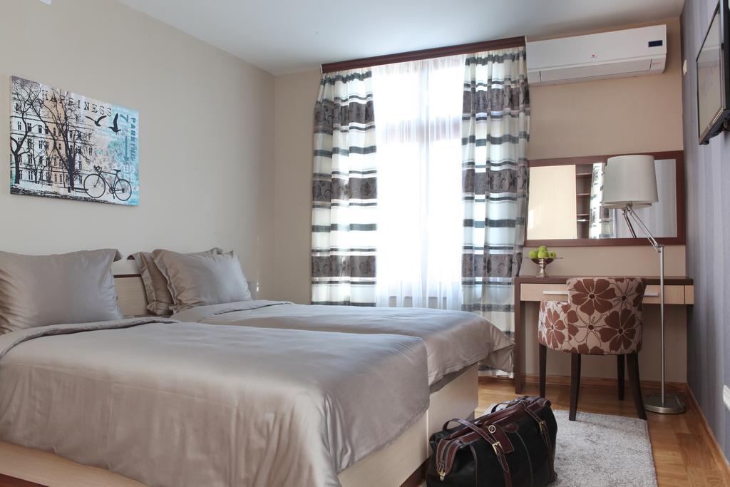 Garni Hotel Tema Nova Чачак Екстер'єр фото